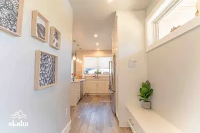 Premier Vacation Home steps to Skaha Lake - Image 3