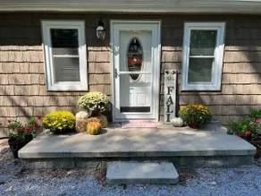 Comfy cottage with amazing lake view! - Image 4