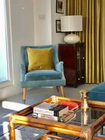Water's Edge Penthouse - Image 4