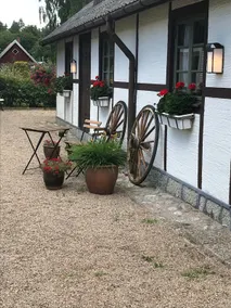 Private guest house on horse farm - Image 3