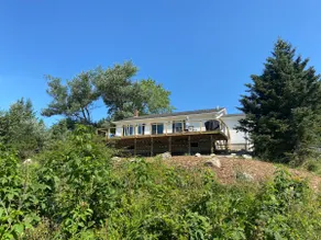 Duck Cove Cottage overlooking beautiful Blue Hill Bay - Image 2