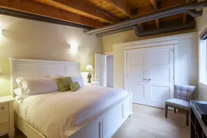 Ocean View Penthouse on Salt Spring Island - Image 4
