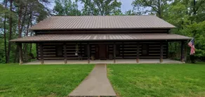 WALK TO WATER on Lake Cumberland with public dock. - Image 2