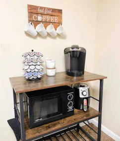 * Cozy 2 bedroom home with 2 TV’s * - Image 4