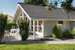 5 person holiday home in Ebeltoft - Image 2