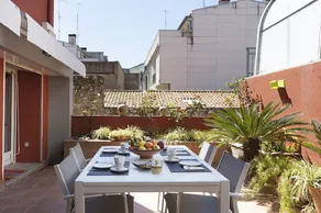 The house on the piano - Image 4