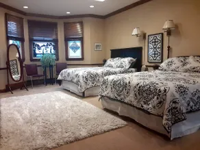 Downtown Suite - Image 4