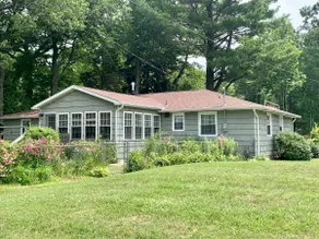 Hamlin Lake Retreat: 5BR home at resort community - Image 2