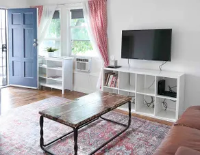 Quaint 1940s Home - Image 3