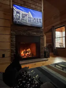 NEW Peaceful Bear Cabin- 3BD/2BTH - QUIET GETAWAY - Image 3