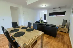 Pelicans Albany Premium 2 Bedroom Apartment - Image 2