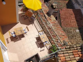 App Yvonne - old city, big terrace - Image 3