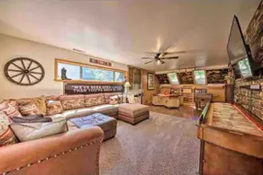 1930s lake view cabin -4 bd w/game room, 2500 sqft - Image 4