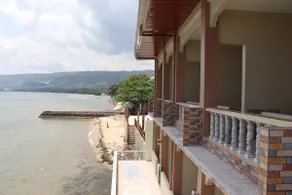 Kellocks' Seaview Apartelle - Image 5