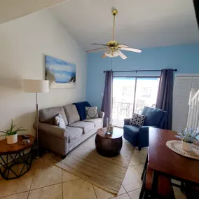 Enjoy Sunsets at Affordable 1BR/2BA Beach condo. - Image 4