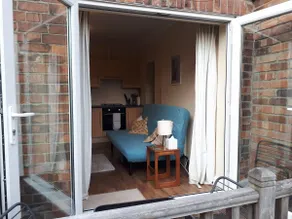 Self-contained annexe and garden - Image 5