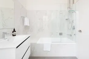 STUNNING SYDNEY HOME 2 - Image 5