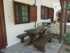 Garden house close to beach (Μ) - Image 2