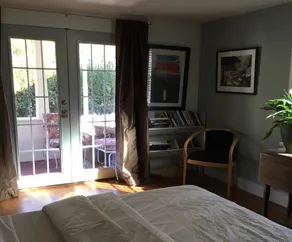 The Perfect Beacon Getaway with Private Entrance - Image 3