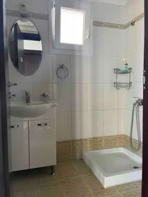 Beautiful apartment in Rafina - Image 2