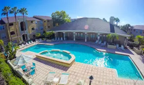 o CHARMING CONDO MINUTES FROM GORGEOUS CLEARWATER BEACHES o - Image 2