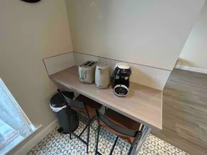 2 Bedroom Apart; Private garden sleeps 5 - Image 4