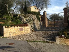 Wertvolles typisch toskanisches Landhaus mit Swimmingpool, atemberaubender Blick auf Camaiore - Image 3