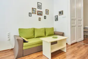 Green Thea Apartment / Free Parking - Image 2