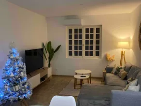 House 6 people-air conditioning-WIFI-Near City Center - Image 2