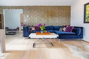 Luxury Cottage with Spectacular Lake Views - Image 3