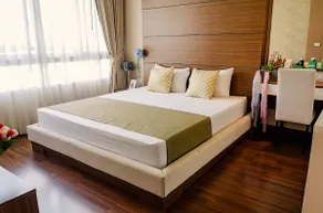 Elegant and Luxurious 1 BR (Fa Ham/Ruamchok) - Image 3
