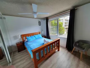 Central Location Spacious 2BR - Walk to Beach&Mall - Image 4