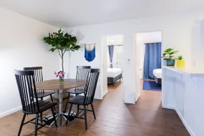 Breezy-2BR-Gated Unit w Kitchenette - Image 4
