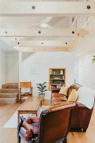 Modern mountain cabin in Calaveras County - Image 4