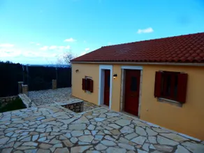17th Century Scenic Traditional Cottage - Image 4