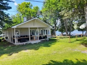 Chalet des Frontières – 520 Long Lake – Rivière-Bleue - Image 2