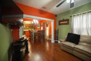 Traditional Home in San Antonio - Image 3