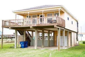 Seabreeze Sueños ※ Surfside Abode a Walk to Beach - Image 4