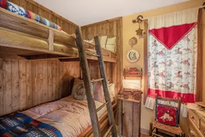 Lakefront, 2 Bed, Fire pit, Kayaks & Sunsets! - Image 4
