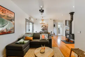 *Bantry Bay* Oceanside Oasis @ Number 16 Beach Rye - Image 5