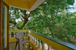 Bright & Modern 2 BHK Apartment With Pool @ Anjuna - Image 4