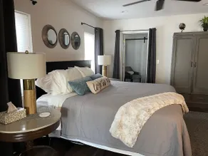 The Bungalow on Broadway - NEW OWNER, SAME CHARM! - Image 2