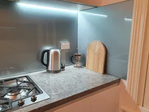 World Class Location + Harbour Walk+ Bridge View - Image 4