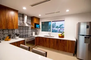 Marina Penthouse · Ocean View - Image 4