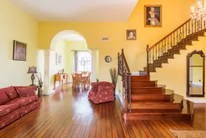 Lux 5BR home w/ private pool (renovated Aug. '25) - Image 5