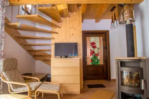 Family vacation chalet in a quiet forest area - Image 4
