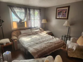 Welcoming, Wonderfully Cozy 1 bdrm Apt - Image 5