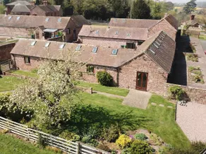 Parrs Meadow Cottage - Image 2