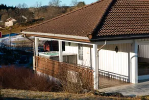 Large spacious detached house, with 15 beds - Image 3