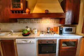 Escape to Vineyards, Elba - Image 4